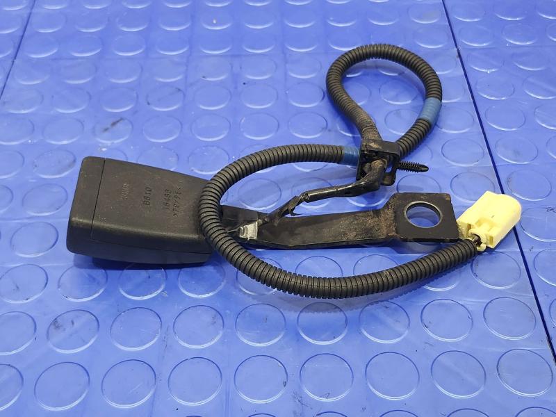2011 Subaru Forester Front Seat Belt