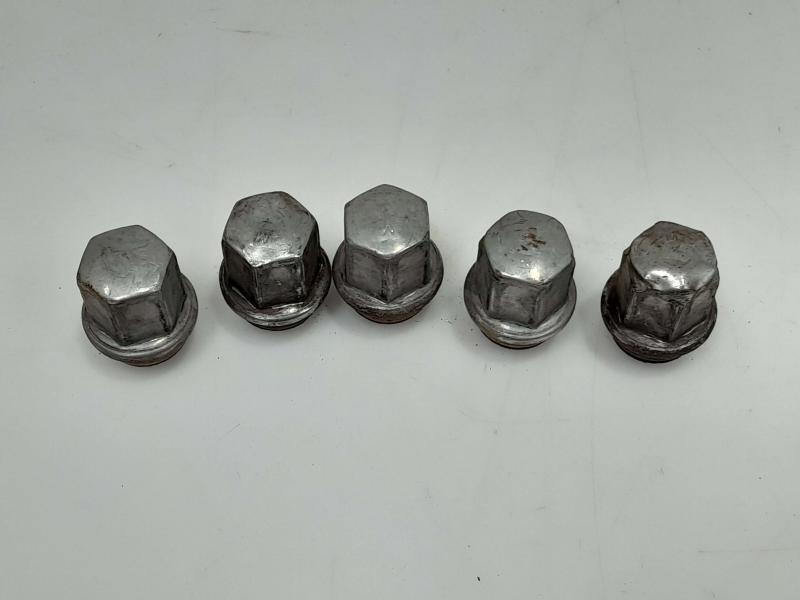 2015 Ram 1500 Lug Nuts