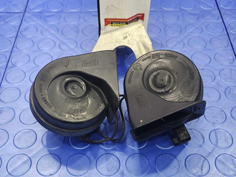 2011 Buick LaCrosse Horn