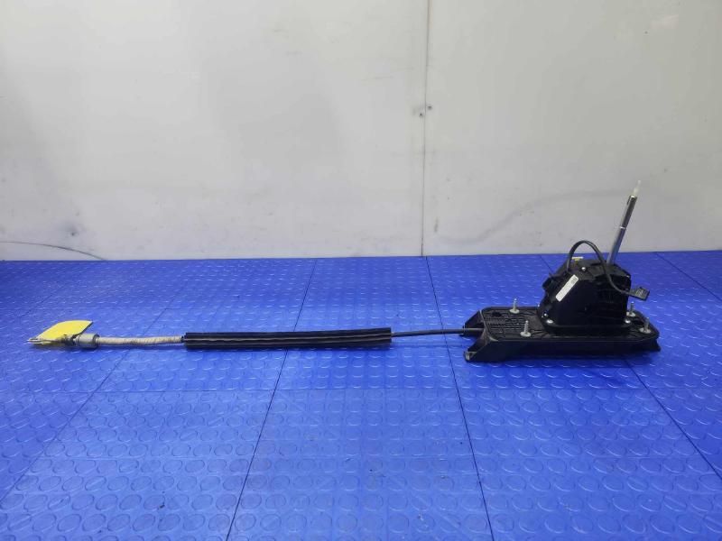 2013 Volkswagen Jetta Floor Shifter