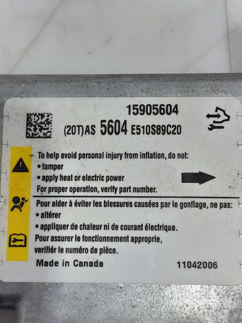 2006-2011 Cadillac DTS SRS Restraint Control Module OEM 15905604