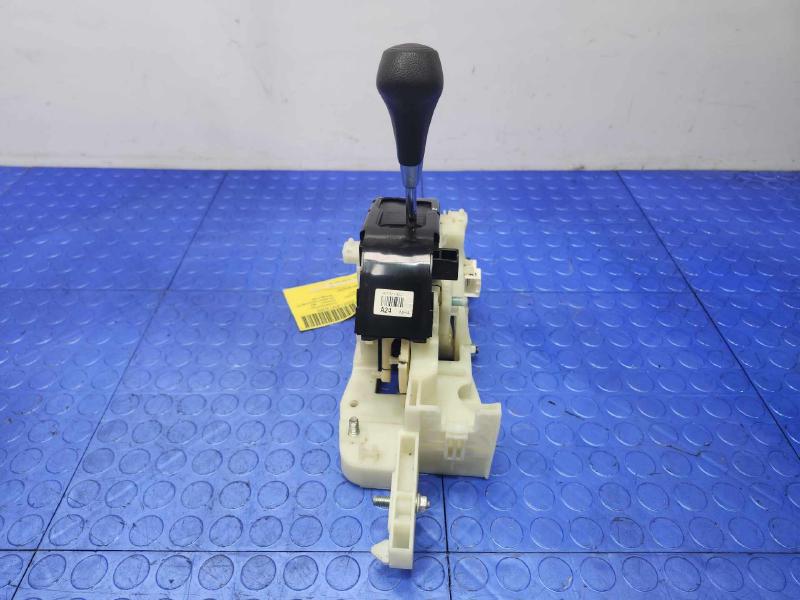 2017 Hyundai Accent Floor Shifter