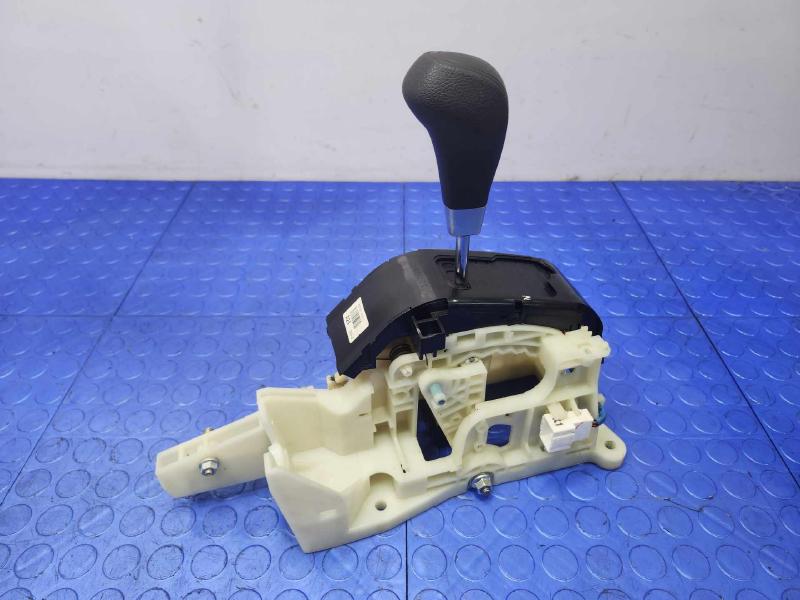 2017 Hyundai Accent Floor Shifter