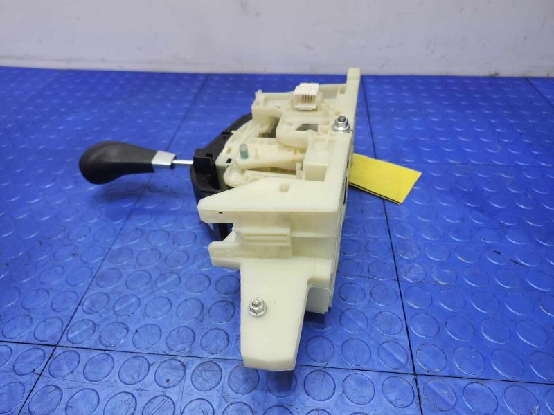 2017 Hyundai Accent Floor Shifter