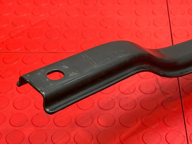 2008 Ford Escape Crossmember/Cradle/Undercarria