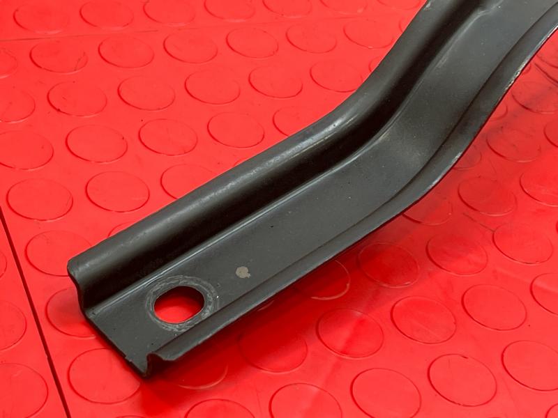 2008 Ford Escape Crossmember/Cradle/Undercarria