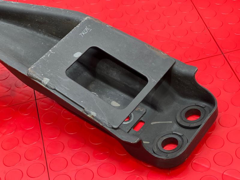 2008 Ford Escape Crossmember/Cradle/Undercarria