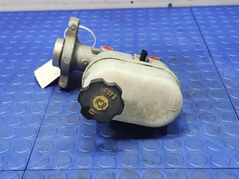 2016 Chevrolet Silverado 1500 Master Cylinder