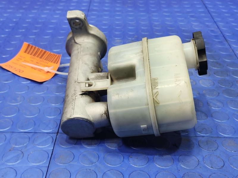 2016 Chevrolet Silverado 1500 Master Cylinder