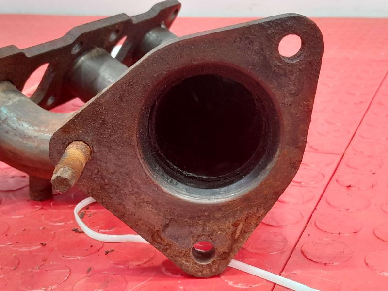 2006 Nissan Pathfinder Exhaust Manifold