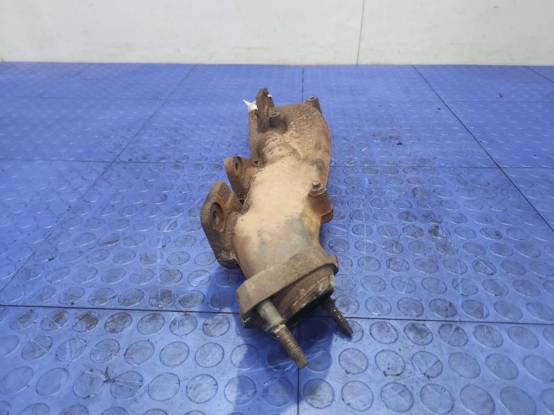 2011 Ford F-150 Exhaust Manifold