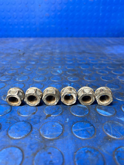 2000 GMC Sierra 1500 Lug Nuts