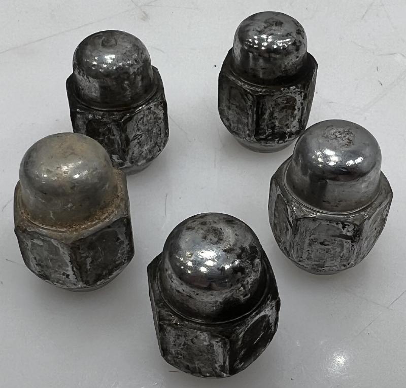 2012 Kia Sorento Lug Nuts