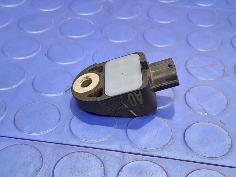 2010-2011 Toyota Prius Front Crash Impact Sensor Genuine OEM 89173-75010