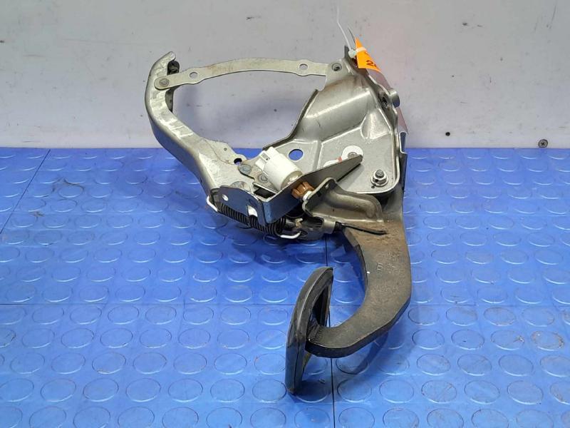 2013-2018 Toyota RAV4 Brake Pedal Assembly Genuine OEM Part 47110-42230