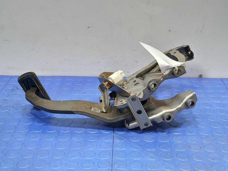 2013-2018 Toyota RAV4 Brake Pedal Assembly Genuine OEM Part 47110-42230