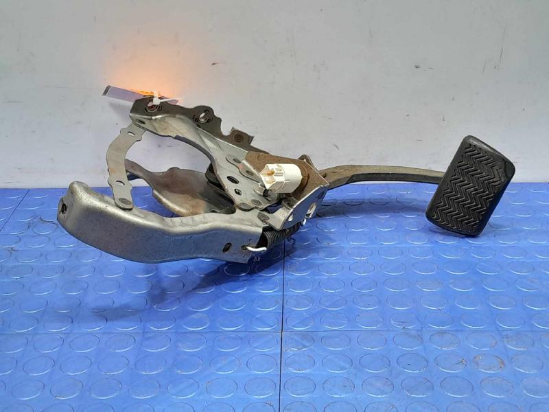 2013-2018 Toyota RAV4 Brake Pedal Assembly Genuine OEM Part 47110-42230