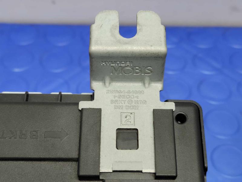 2013 Hyundai Santa Fe Chassis Brain Box