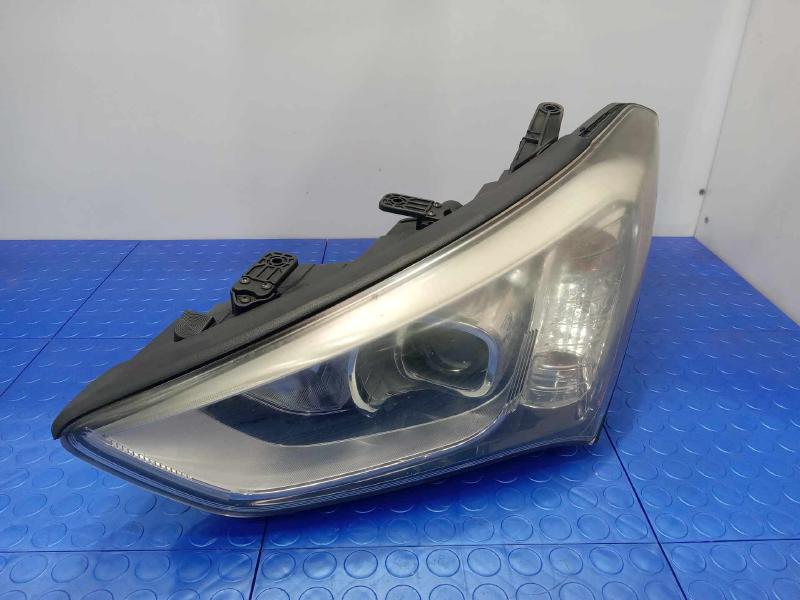 2015 Hyundai Santa Fe Headlamp Assembly