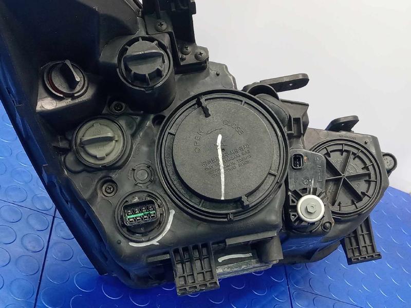 2015 Hyundai Santa Fe Headlamp Assembly