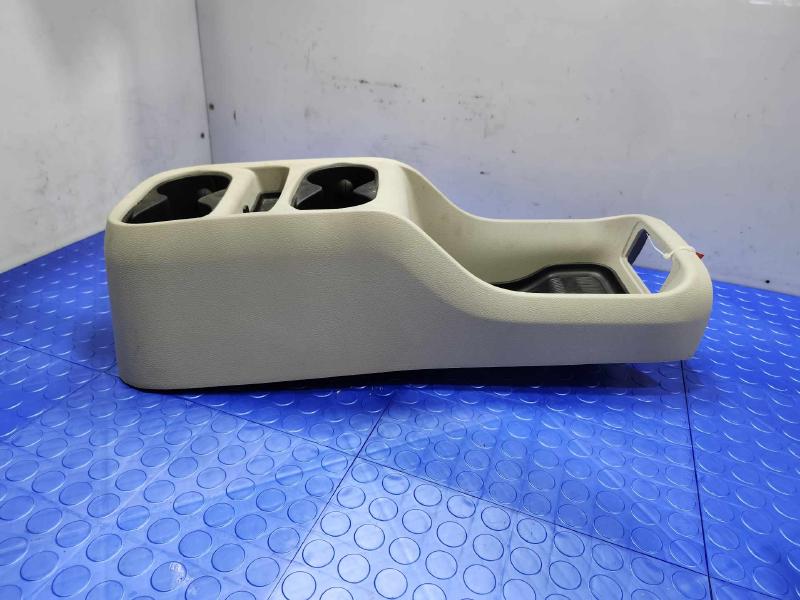 2021 Chrysler Voyager Front Console