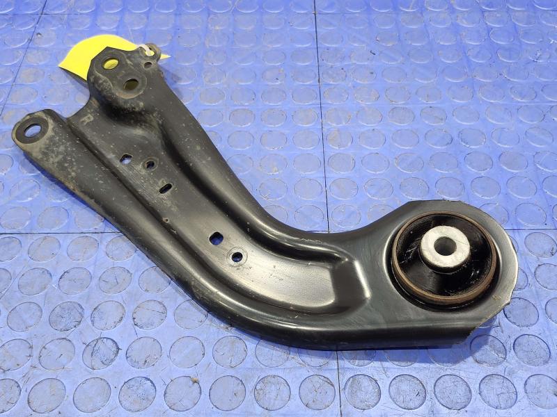 2017 Toyota Prius Lower Control Arm Rr