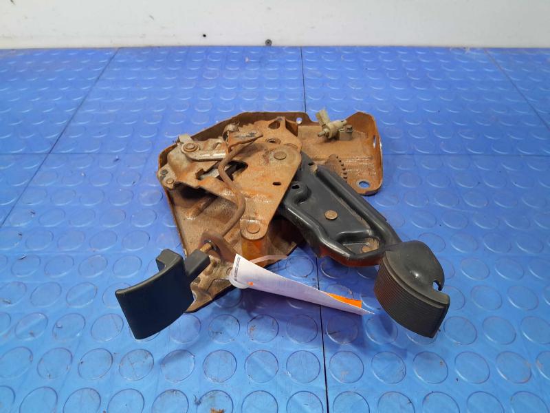 2005 Ford Explorer Emergency Brk.