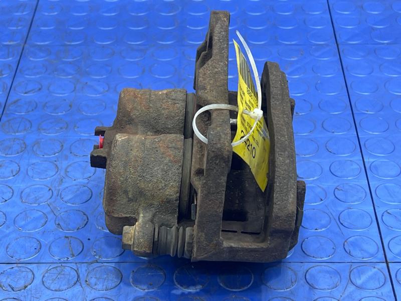 2016 Subaru Forester Caliper