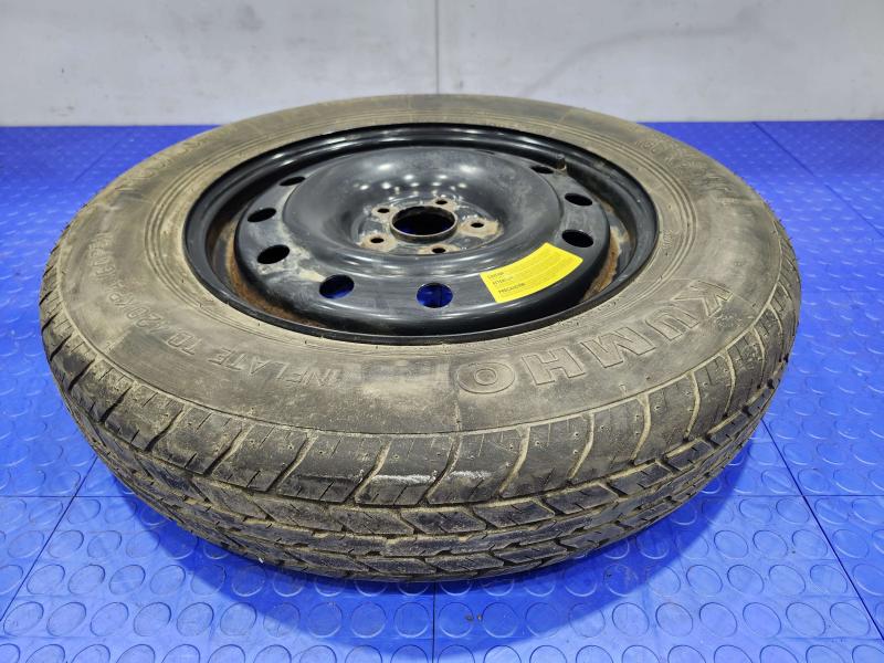 2017 Kia Sorento Wheel
