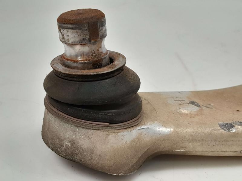 2020 Ford Escape Lower Control Arm Front