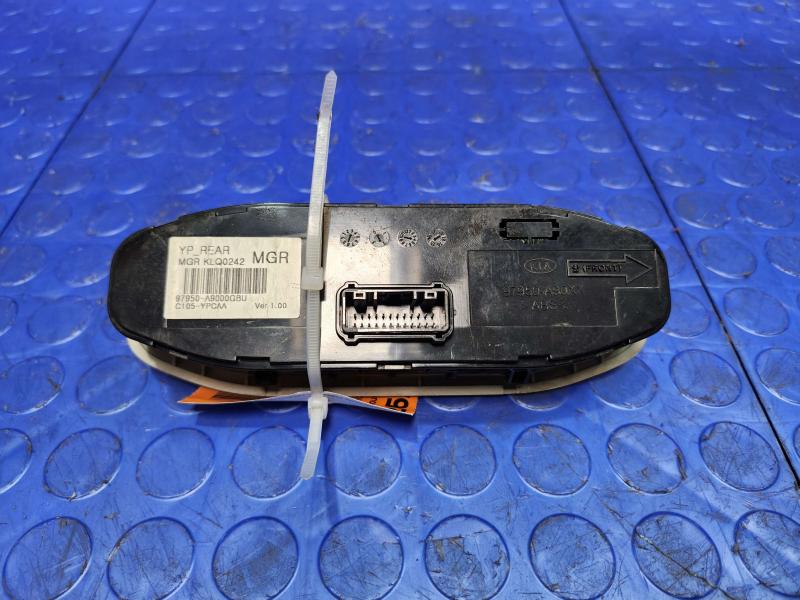 2016 Kia Sedona Heater A/C Control