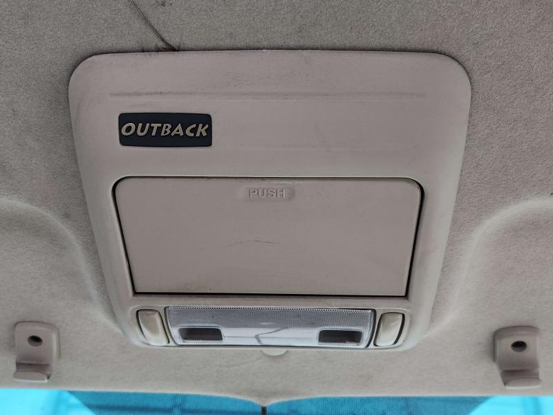 2003 Subaru Legacy Front Console