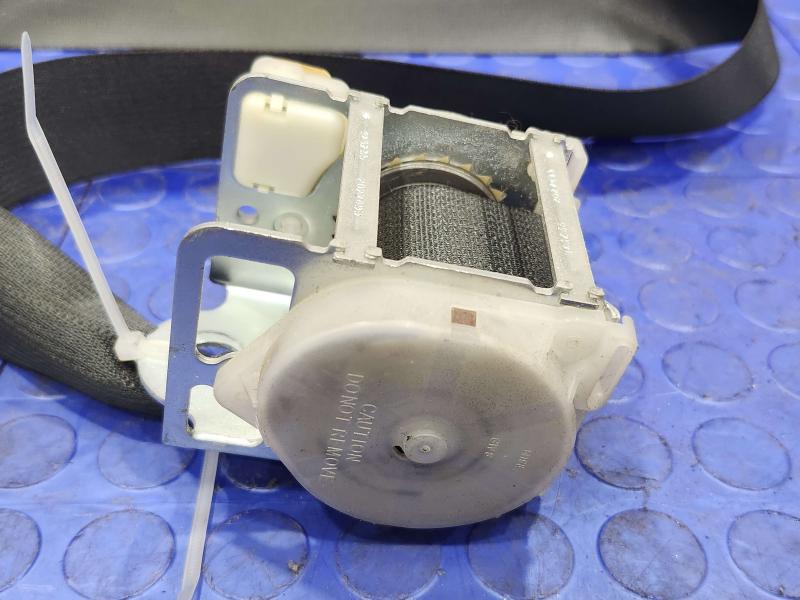2014 Dodge Challenger Rear Seat Belt