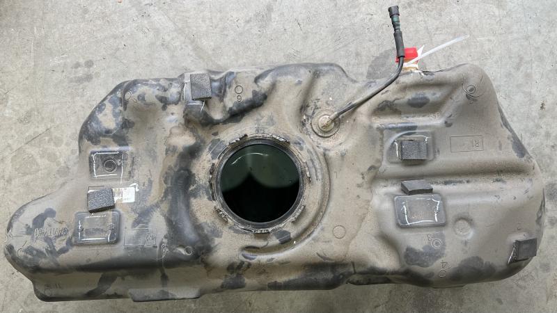 2020 - 2022 Nissan Versa Fuel Tank Gas Tank Assembly OEM 172025EE0A