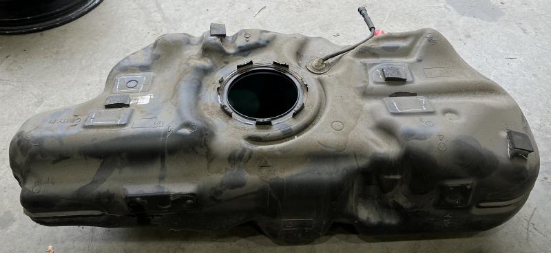 2020 - 2022 Nissan Versa Fuel Tank Gas Tank Assembly OEM 172025EE0A