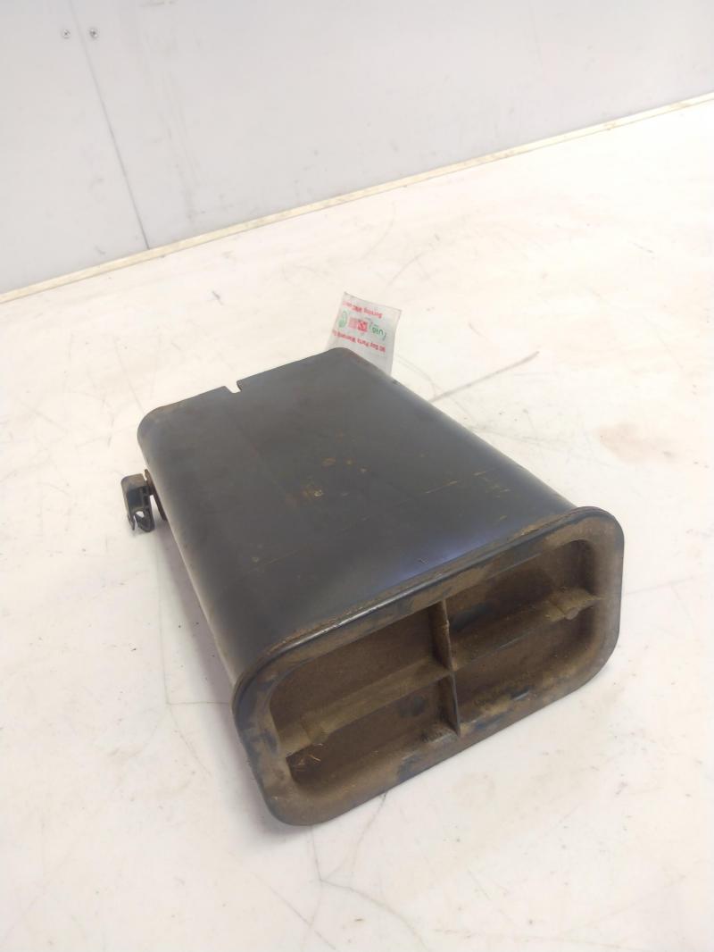 2002 GMC Sierra 2500 Evaporator Canister