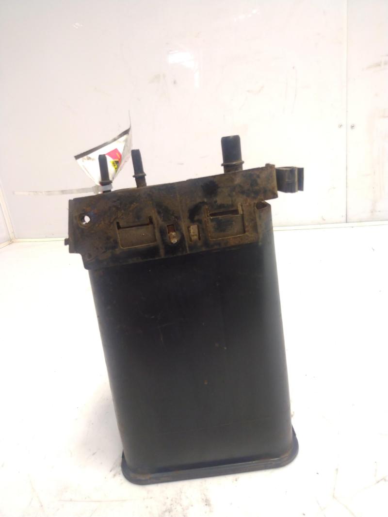 2002 GMC Sierra 2500 Evaporator Canister