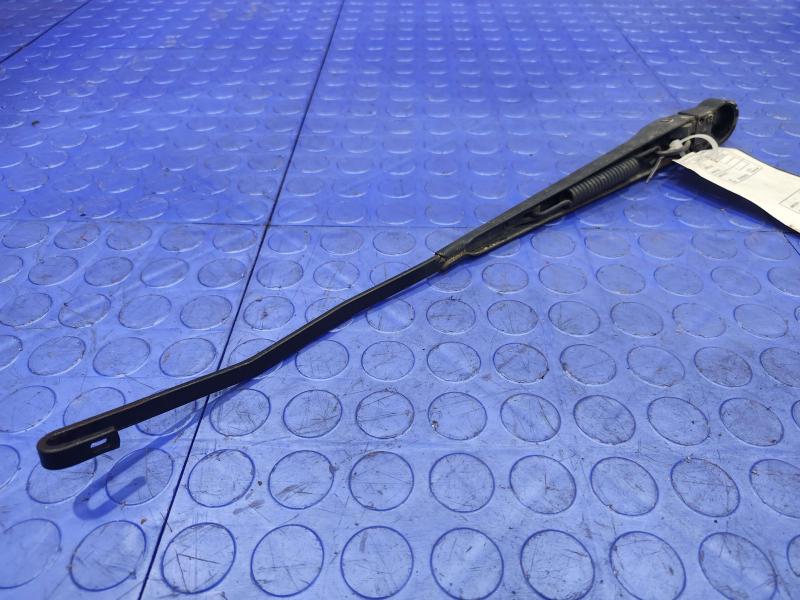 2004 Ford Explorer Wiper Arm