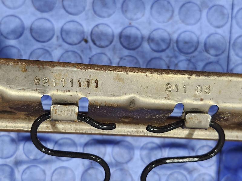 2008 Subaru Legacy Seat Track