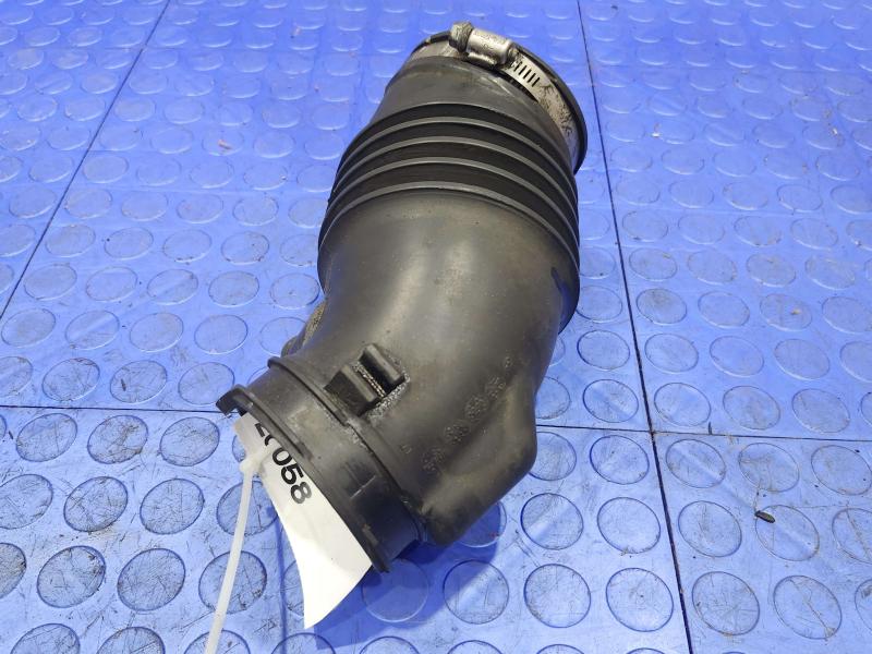 2011 Honda Pilot Air Intake Tube/Resonator