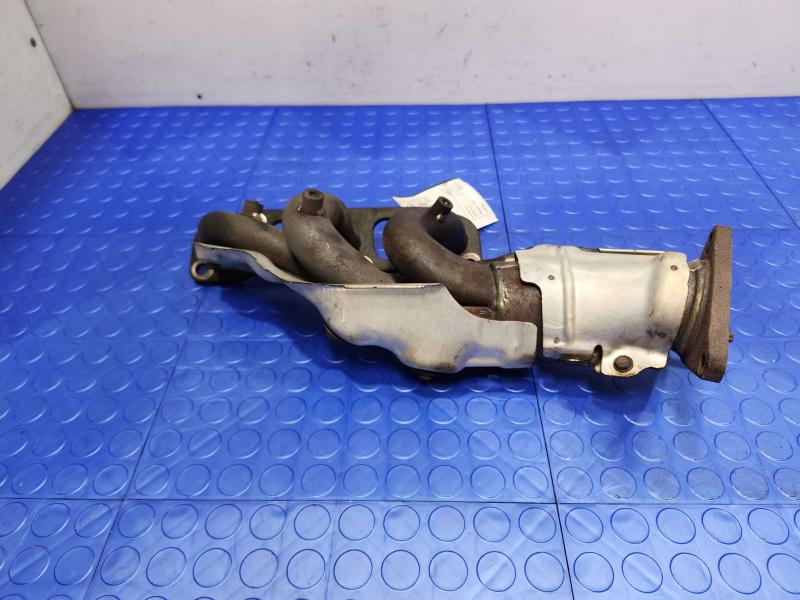 2013 Infiniti FX35 Exhaust Manifold