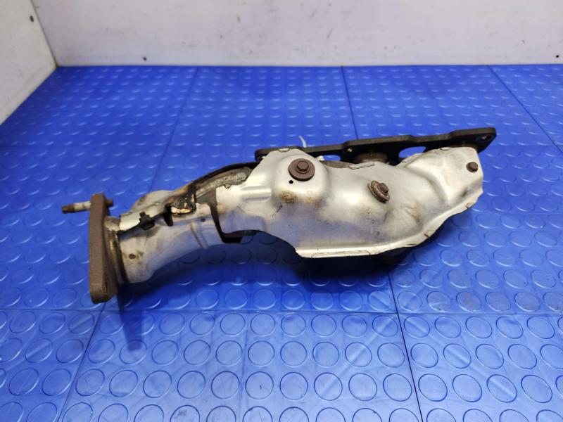 2013 Infiniti FX35 Exhaust Manifold