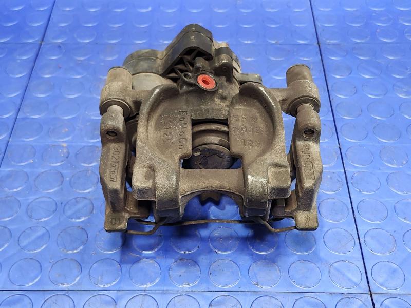 2015 Ford Fusion Caliper