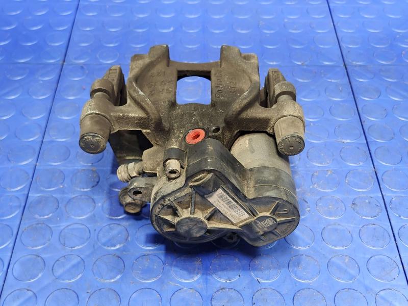2015 Ford Fusion Caliper