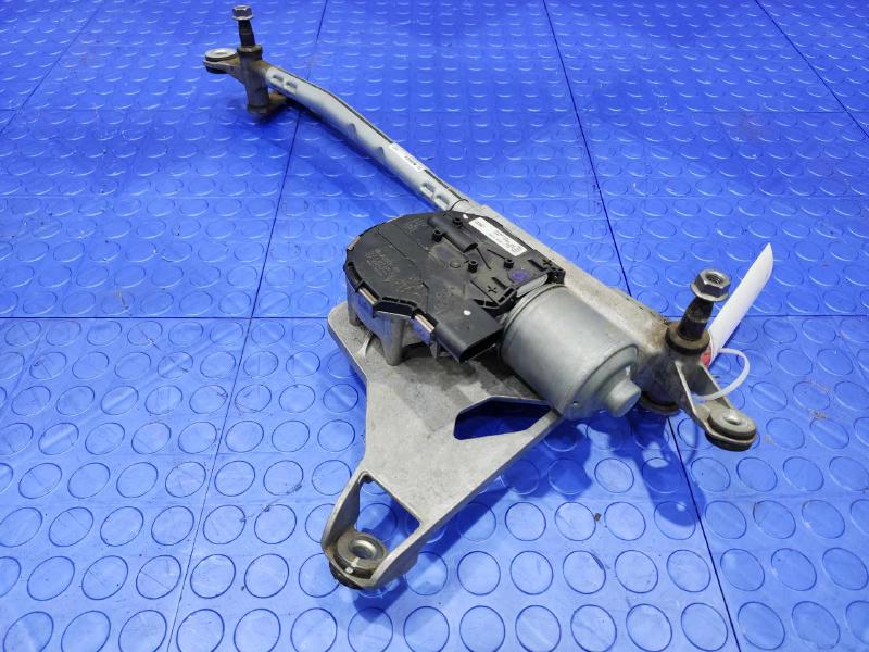 2017 Audi Q7 Wiper Motor Front