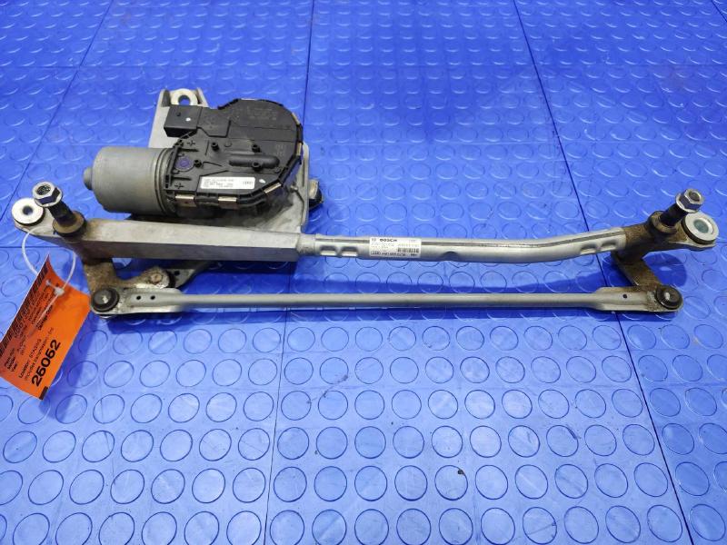2017 Audi Q7 Wiper Motor Front