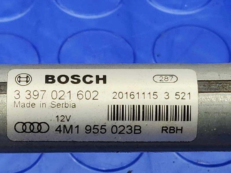 2017 Audi Q7 Wiper Motor Front