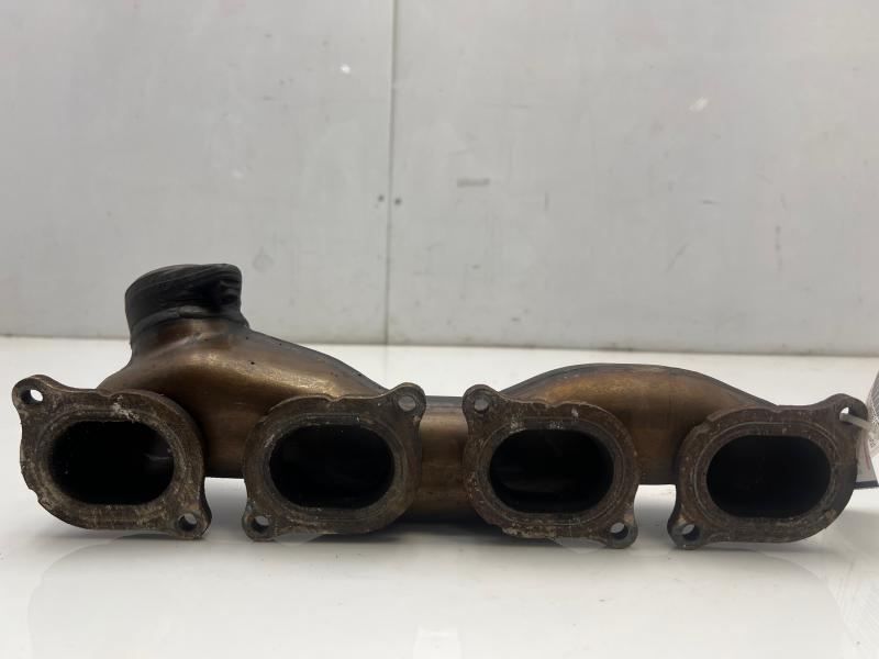 2007 - 2014 Mercedes-Benz 6.3L Exhaust Manifold RH Passenger Side OEM 1561400009