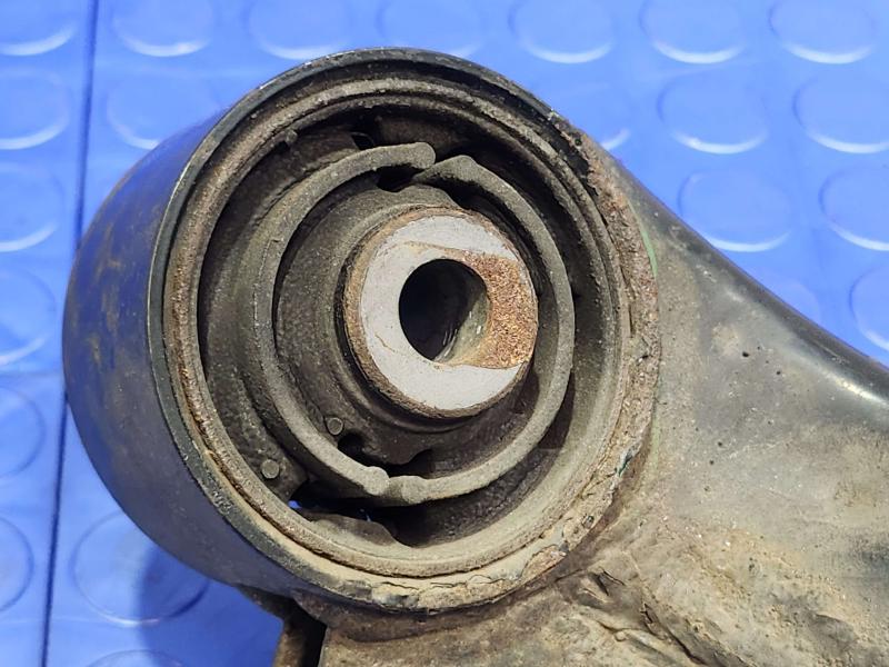 2016 Nissan Rogue Lower Control Arm Rr