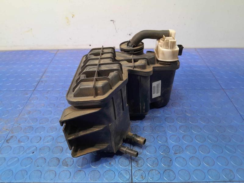 2015-2017 Chrysler 200 Fuel Vapor Charcoal Canister Assembly OEM 68080835AH